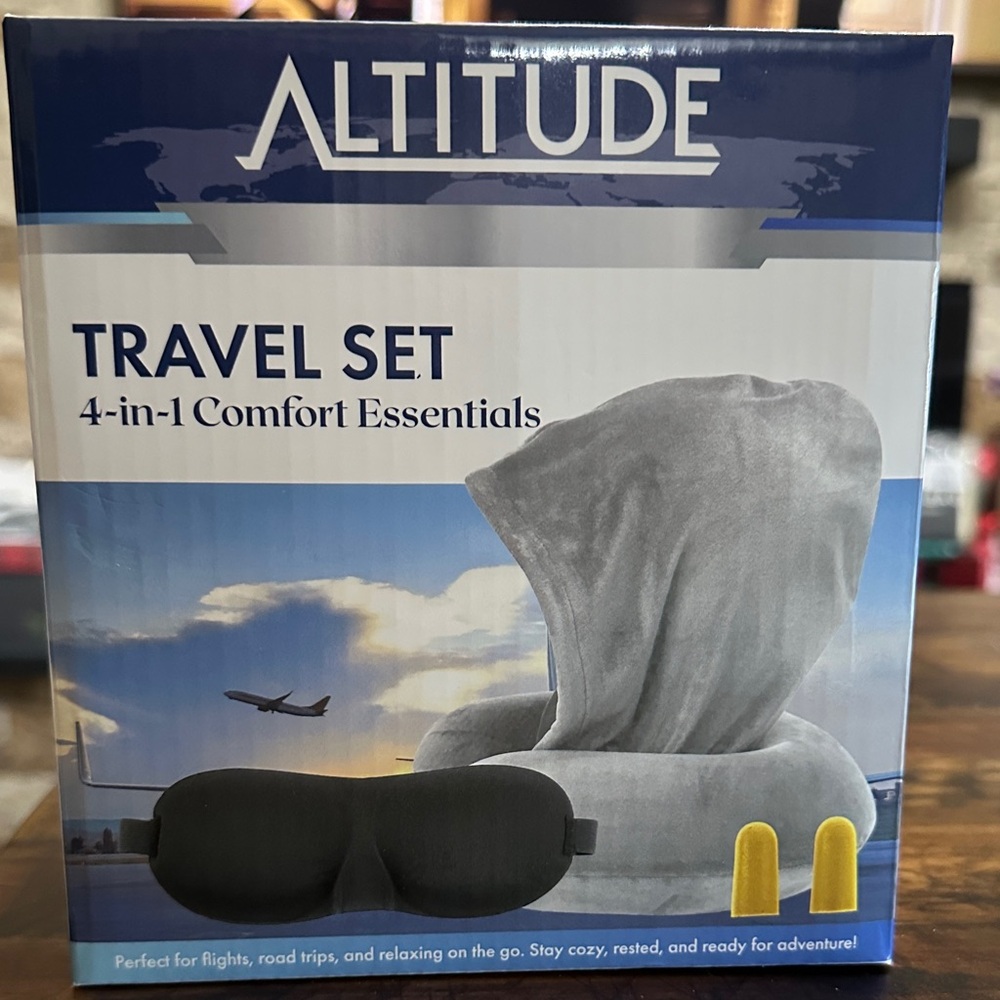 Gray Travel Comfort Set - 4-in-1 Travel Essentials